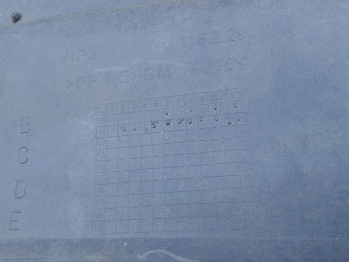 фото №16, Диффузор спойлер накладка бампера зад audi q3 8u 8u0807521b c d e 2011-2018