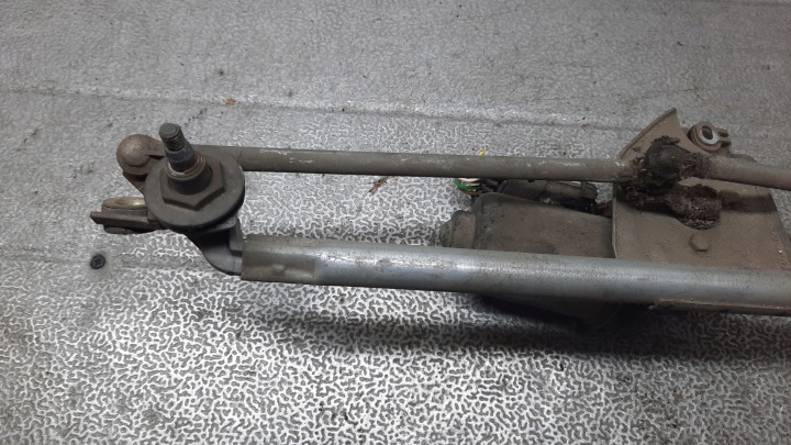 фото №5, Механізм склоочисника перед opel corsa b 1.2b 97r 22107719