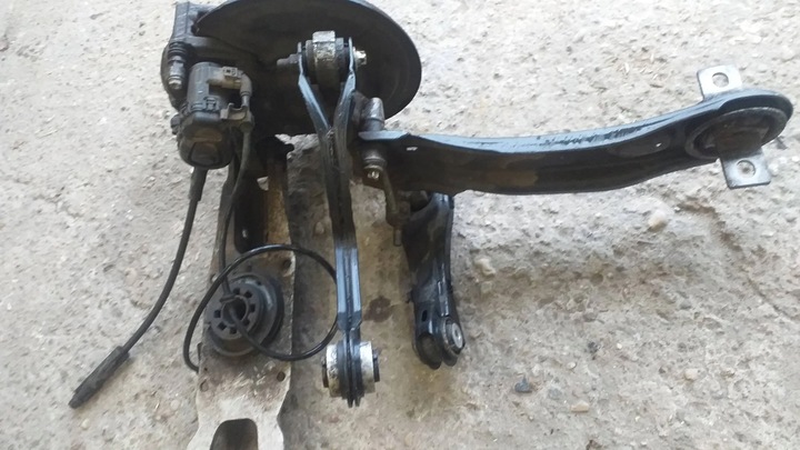 фото №6, Mercedes w176 поворотный кулак подвешивание рычаги lt