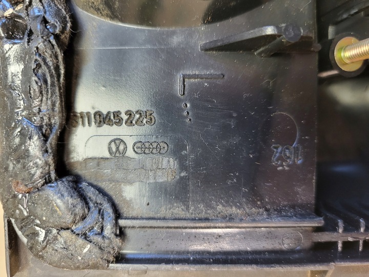 фото №13, Лампа ліва задня лівий зад audi 80 b2 811945225 оригінальний номер європа