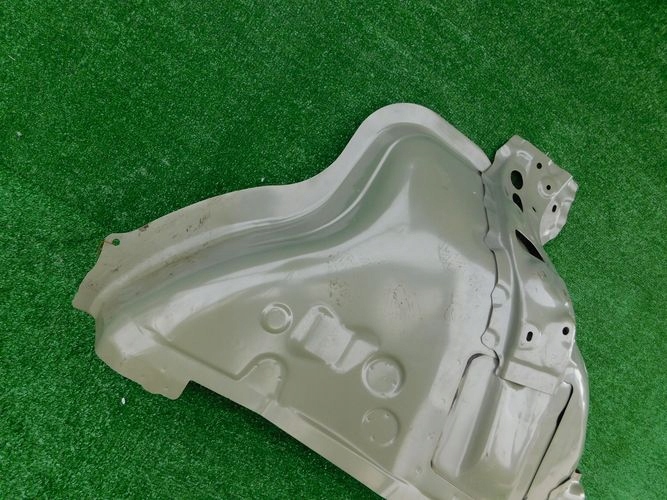 фото №7, Toyota c-hr 18- обшивка ніша підкрилки лівий зад