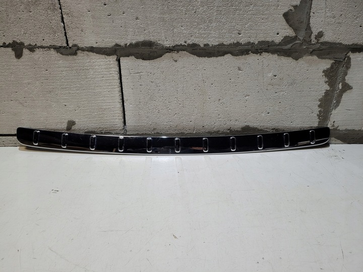 фото №1, Mercedes gla ii h247 планка хром бампера зад