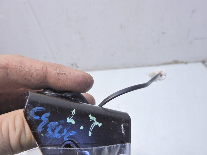 фото №2, Застібка ременя безпеки лівий зад citroen c4 cactus 98059715xt 34165599