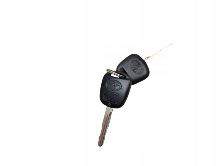 фото №12, Замок кришки багажника барабанчик замок запалювання toyota yaris ii n0502241/256b