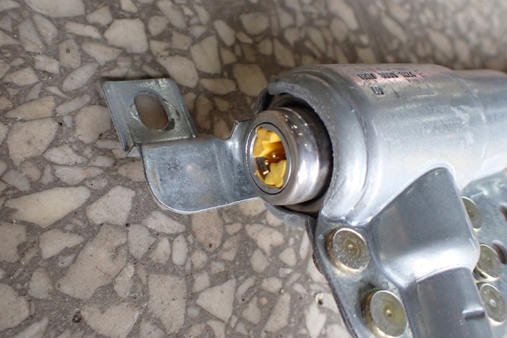 фото №8, Mercedes clc cl203 купе шторка ліва a2038601905