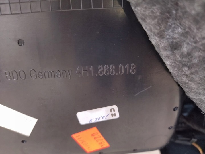 фото №11, 4h1868018 оббивка боковина двері перед праві шкіра алькантара a8 2010-2017r