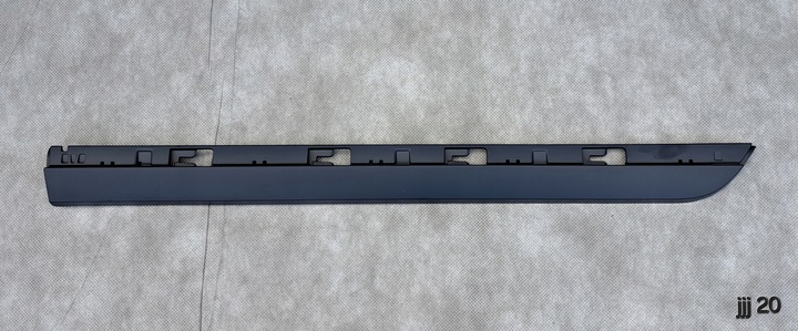 фото №1, Планка дверь левых зад vw passat b8 3g0853777