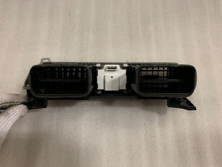 фото №9, Lexus is iii xe30 насадки / ґрати середнього повітропровід панелі розподільчої