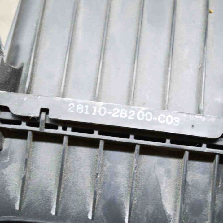 фото №8, Корпус фильтра воздуха hyundai santa fé ii cm 2816427800 13806096 2.2l