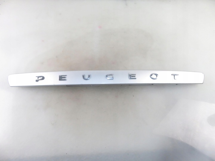 фото №11, Накладка крышки peugeot 308 sw 96806028 etsc