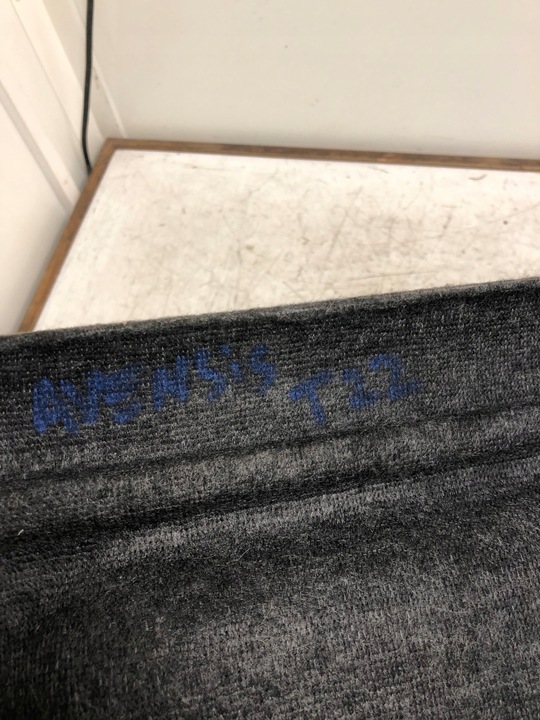 фото №9, Полиця багажника toyota avensis t22