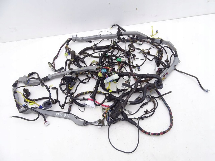 фото №1, Ssangyong rexton 01-06 2.7 xdi жгут установка интерьера компьютера #196