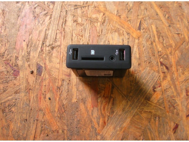 фото №1, Модуль usb aux sd 280238265r megane 4 iv kadjar talisman renault