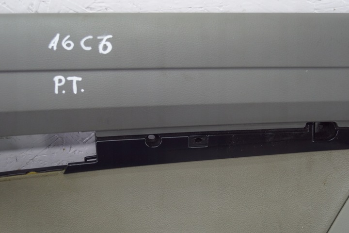 фото №4, Боковина дверь правые зад audi a6 c6 bose кожа