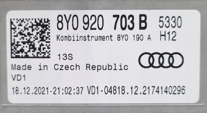 фото №13, Панель приборов audi a3 8y 8y0920703b
