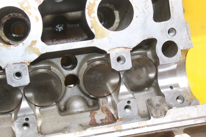 фото №7, Головка audi a4 b6 b7 vw passat b5 2.0 b alt 06b103373am 06b103127n