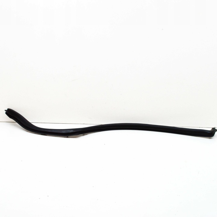 фото №2, Mercedes gle w167 прокладка внутренняя дверь задних левых a1676980702