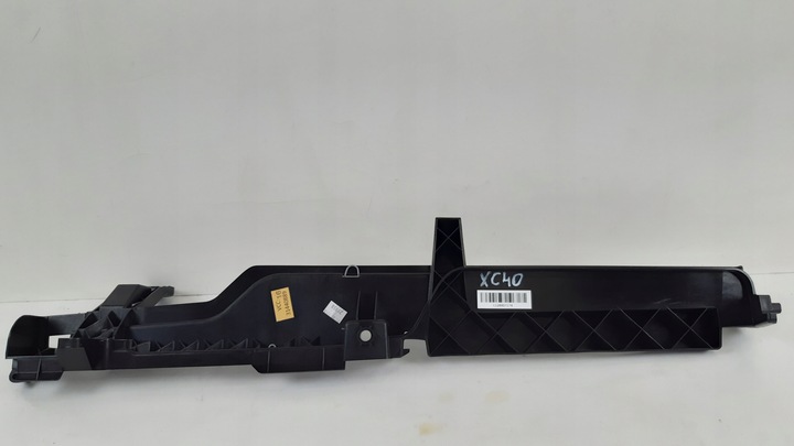 фото №5, Volvo xc40 кріплення підлоги багажника праві 31440889