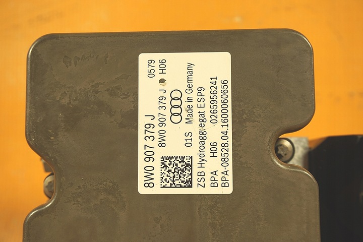 фото №10, Audi a4 8w b9 70km насос abs блок управления 8w0614517m / 8w0907379j
