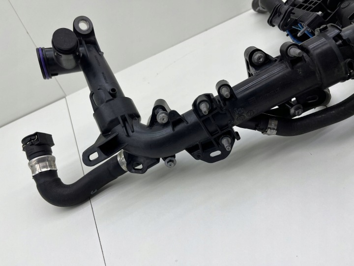 фото №13, Opel crossland x термостат шланг основний  радіатор комплект 9812113780