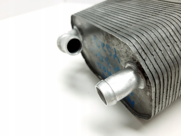 фото №5, Радіатор масла nissan navara renault 2.3 dci ys23