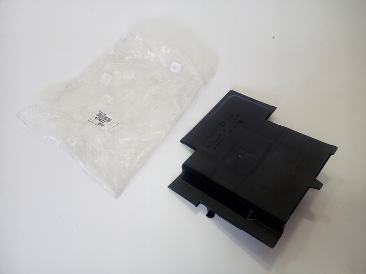 фото №1, Новая оригинал защита акумулятора citroen c2 c3 i 9643126880