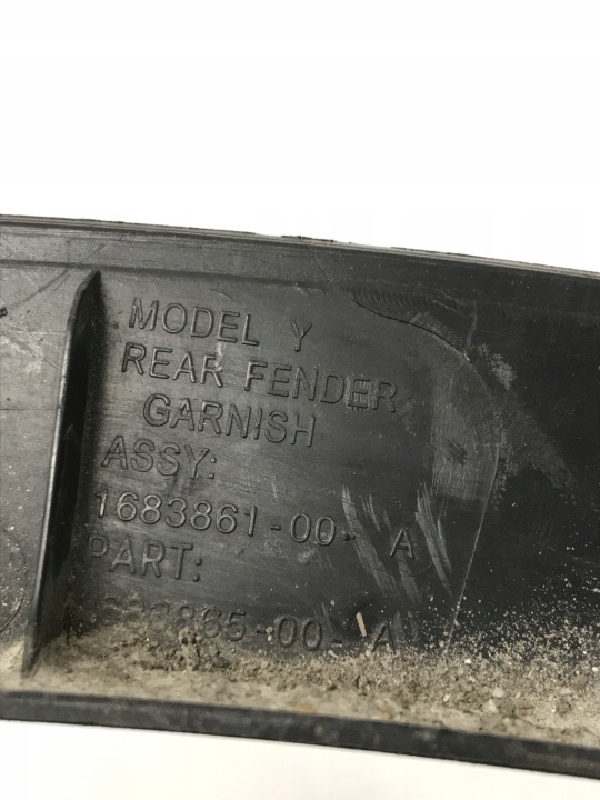 фото №9, Tesla y молдинг na крыло левая задняя 1683861-00-a