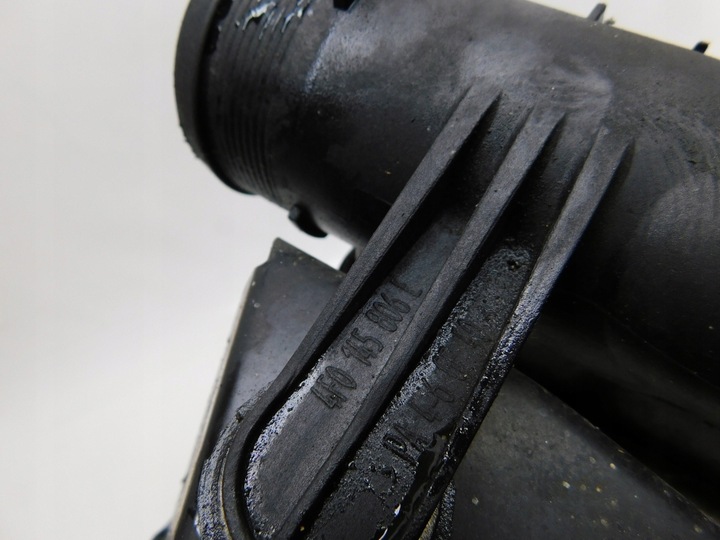 фото №11, Интеркулер правый 4f0145806e - audi a6 c6 2.7 3.0 tdi