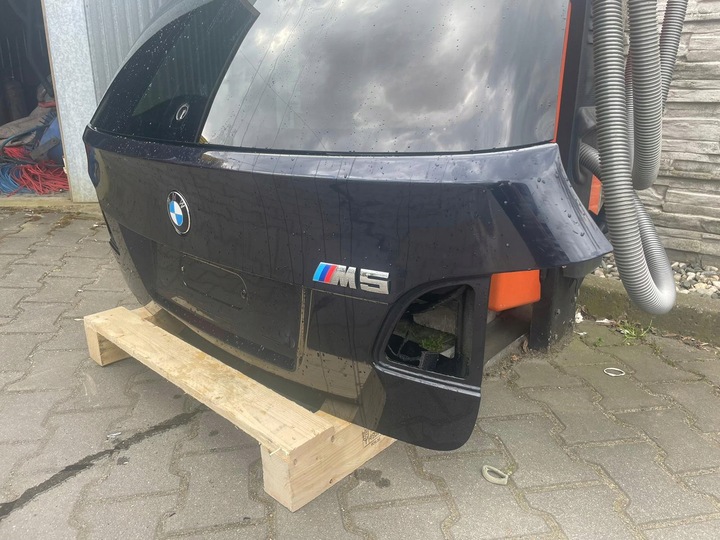 фото №4, Крышка багажника + стекло bmw e61 карбон schwarz дорестайлинг