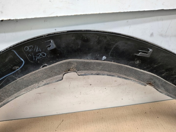 фото №11, Планка крыльев левая перед mitsubishi pajero shogun годы 1999-2006 x24