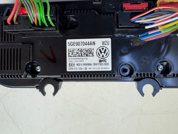 фото №6, Vw golf vii панель кондиционера 5ge907044an