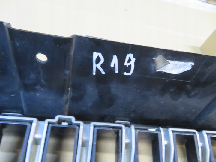 фото №15, Решітка решітка радіатора бампер перед комплектна volvo xc60 ii рестайлінг 32291031, 32291012