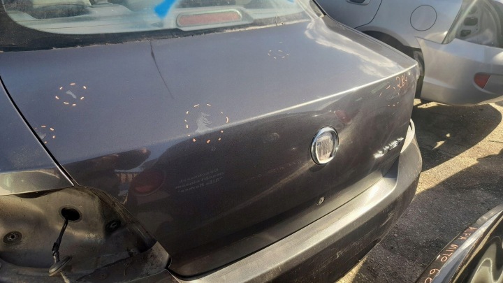 фото №5, Задня кришка tył^^ fiat linea 2007 284