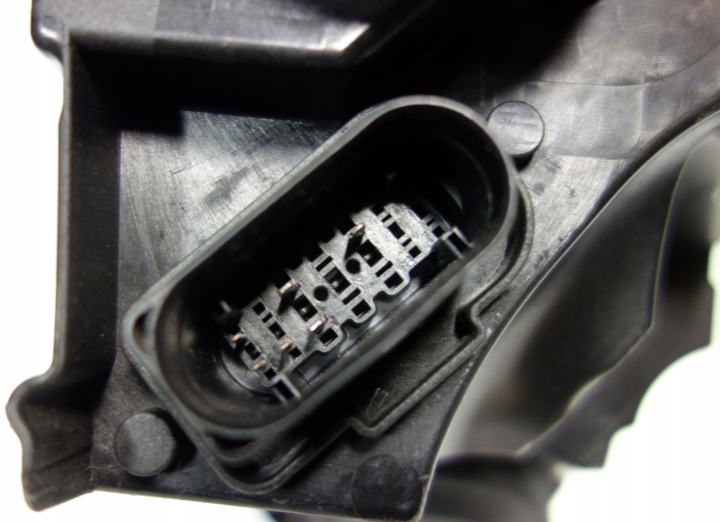 фото №13, Vw golf 8 2019- повний led 5h1941006b лампи перед передні