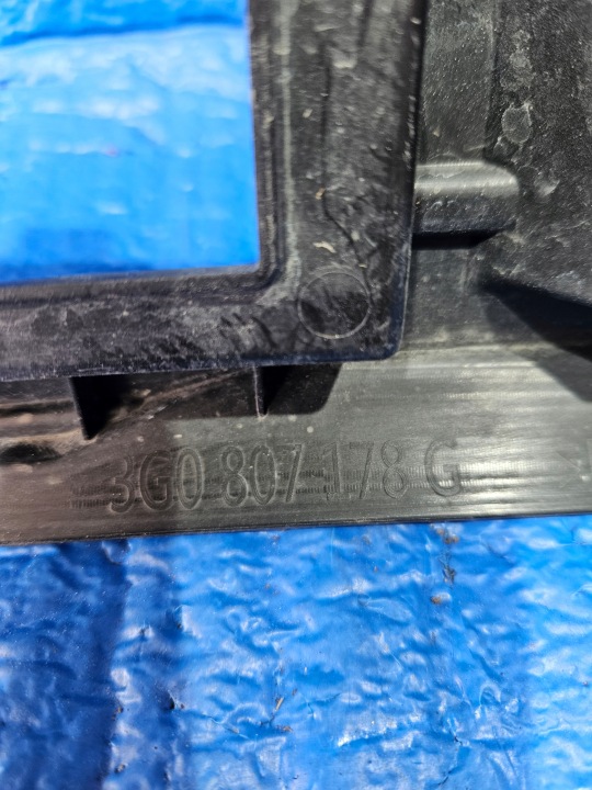 фото №14, Volkswagen passat b8 r-line кронштейн  бампера правое левое 3g0807178g 3g0807177g