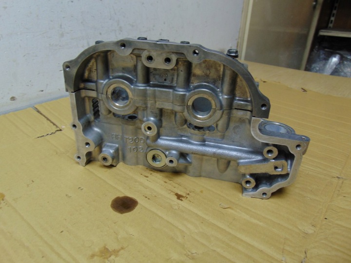 фото №8, Головка цилиндров subaru impreza forester 2.0d pr.