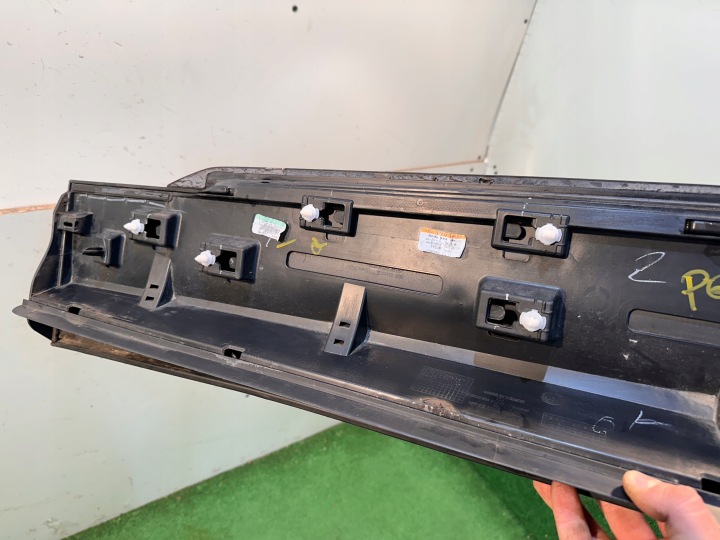 фото №7, Vw tiguan ii 5nn allspace молдинг дверь правая перед 5nn854940a