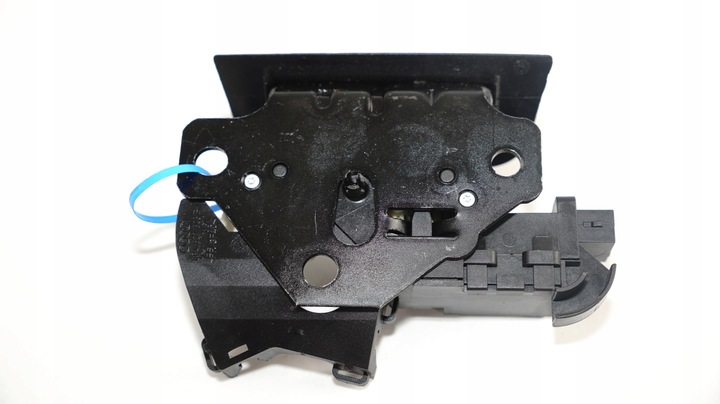 фото №4, Замок кришки зад багажника audi tt 8j 06-10r