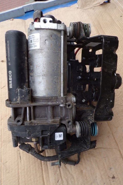 фото №6, Насос подвешивание 4m0616005g vw touareg iii