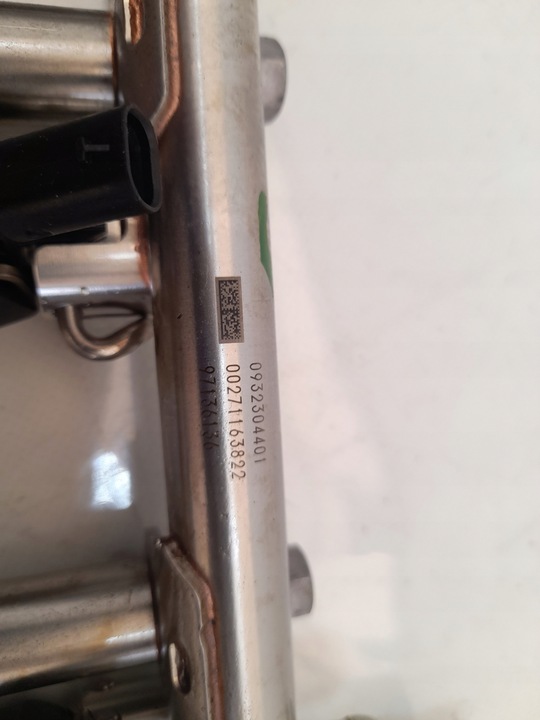 фото №11, Jeep wagoneer iv ws 22- планка впрыскивающий 68359324ab 3.0 usa