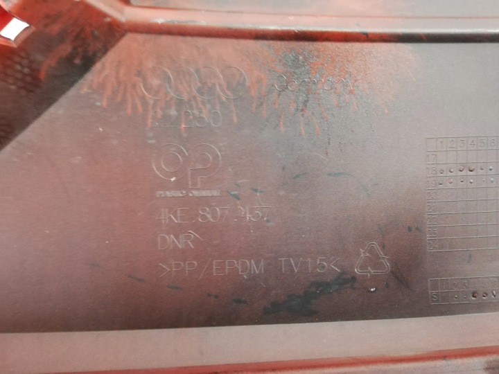 фото №14, Audi e-tron 4ke 18-22 бампер перед передний 4ke807437