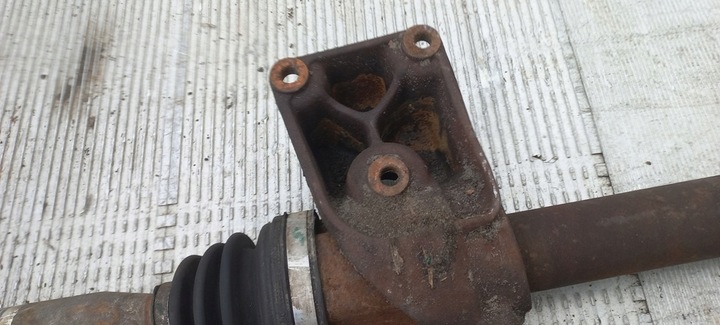 фото №8, Полуось поддержка правая 1,8 b ford c-max mk1 focus