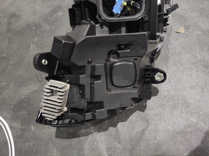 фото №7, Лампа повний led l / p mercedes клас c w205 14-18