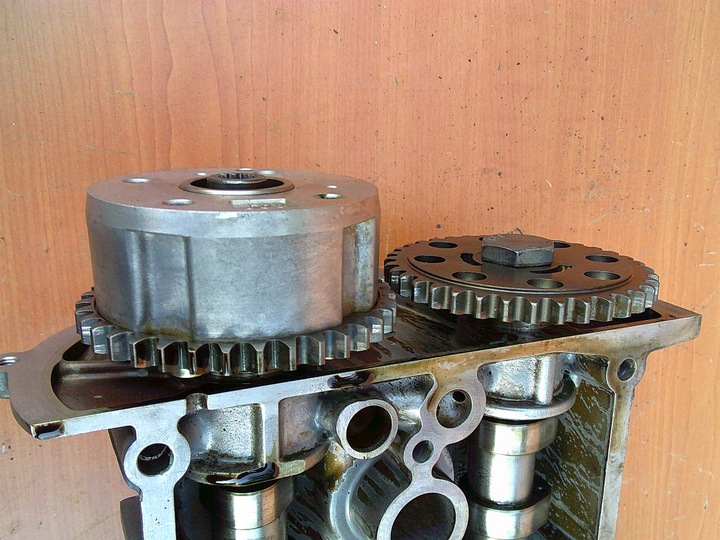 фото №12, Vw audi seat skoda 1.6 fsi blp blf вали розподільний вал корпус 03c103475 aa/t