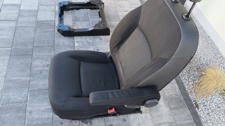 фото №5, Сиденье пассажира renault trafic iii opel vivaro b