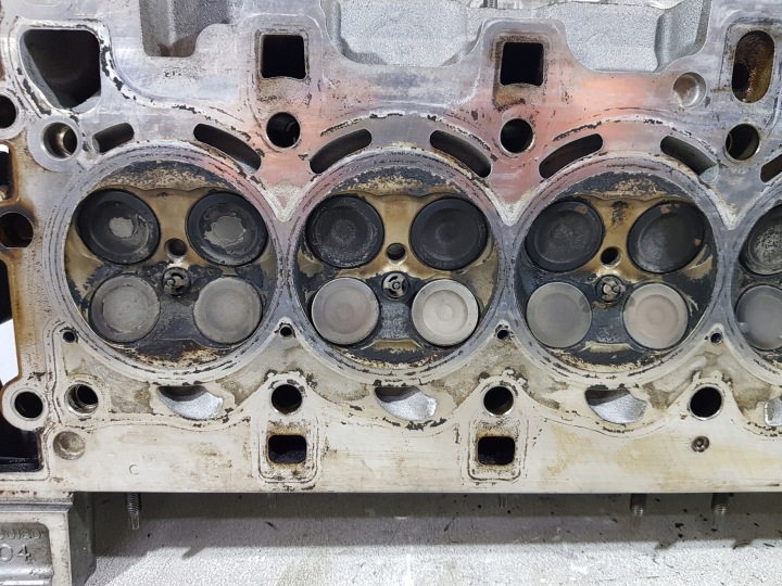 фото №7, Головка двигуна 7560180 bmw e82 e88 e90 e91 e91 e92 e93 3.0b 335i n54b30a