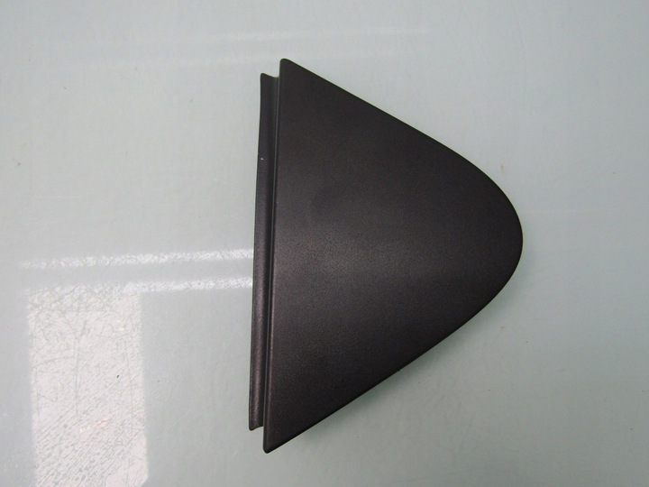 фото №1, Juke 16r заглушка крила лівий зад трикутник 781271ka0a