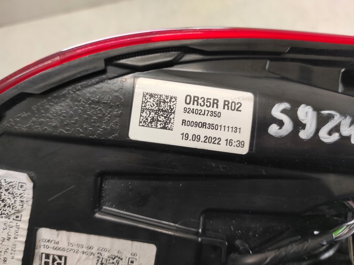 фото №8, Kia xceed x-ceed 19- лампа права зад led 92402j7350