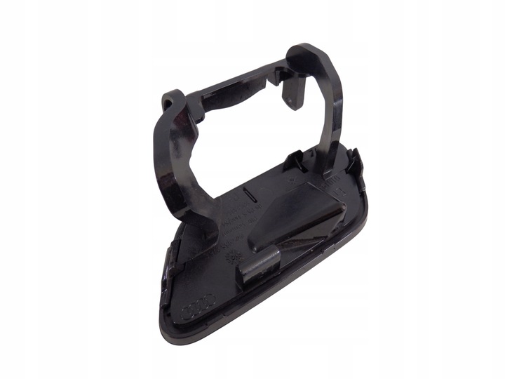 фото №2, Заглушка омывателя правая audi a4 b9 8w0955276e