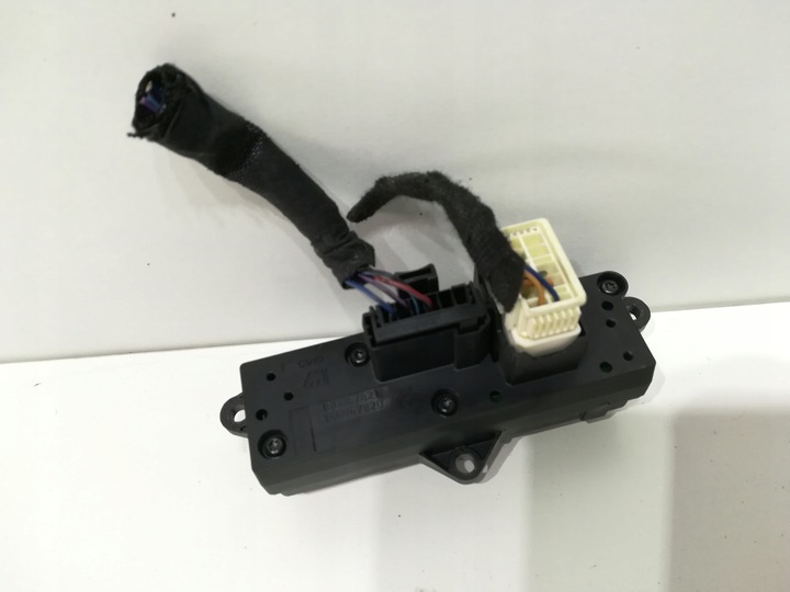 фото №3, Перемикач світла аварійних alfa romeo 159